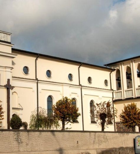 Kościół z 1876 r. pw. Podwyższenia Krzyża Świętego
